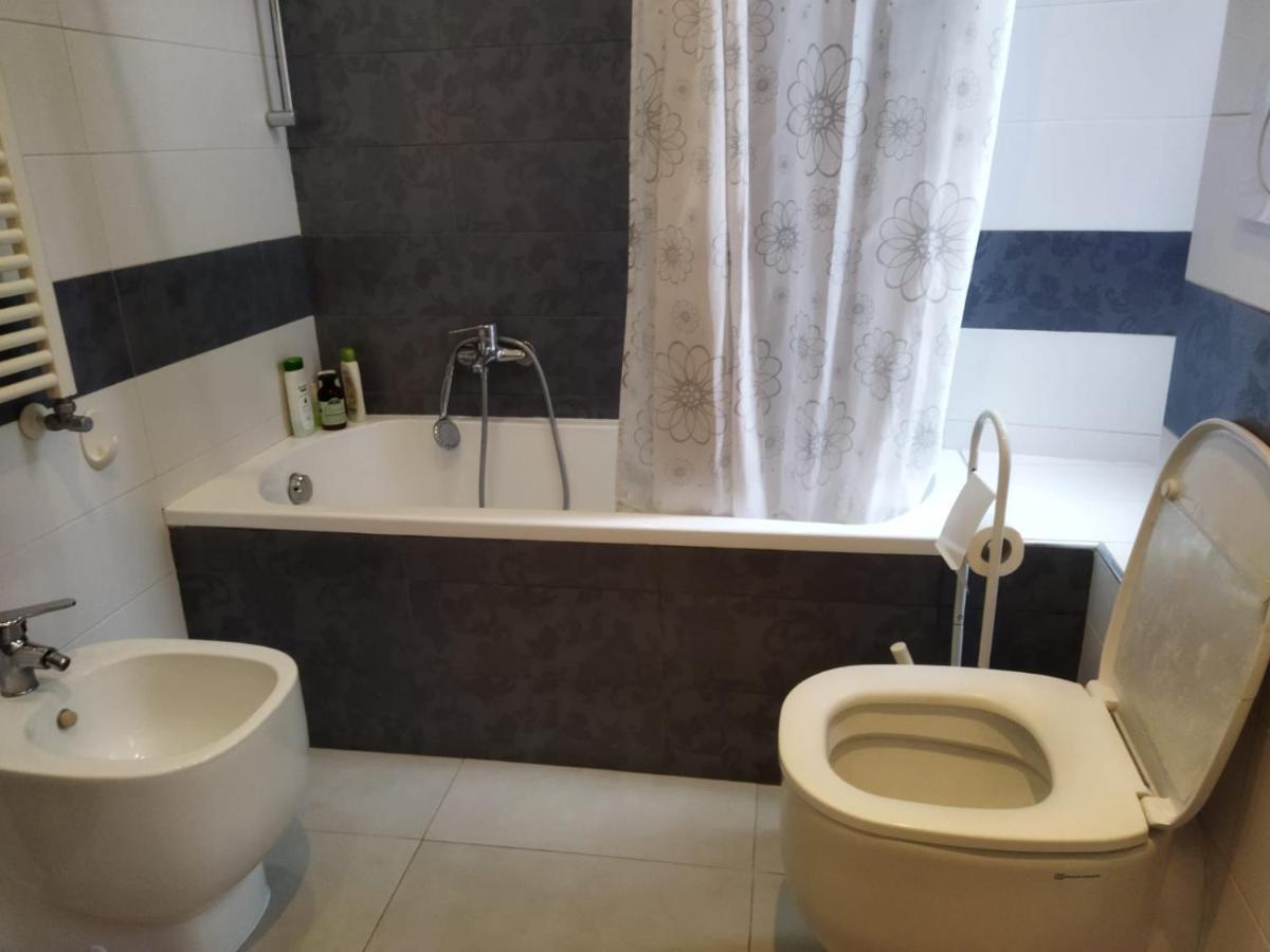 Affittacamere , Rooms Near Trastevere Station Rome Buitenkant foto